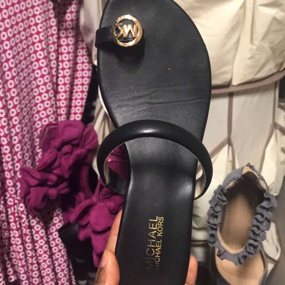 Preloved Mk sandals